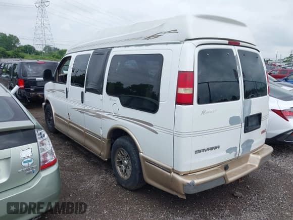 ✅ 2005 GMC Savana Cargo YF7 Upfitter • VIN: 1GDFG15TX51100456 • Lot: 42711052. Listed on IAAI with 256,014 mi. Free auction sales archive from the USA and detailed vehicle history report at DreamBid. Image 3.