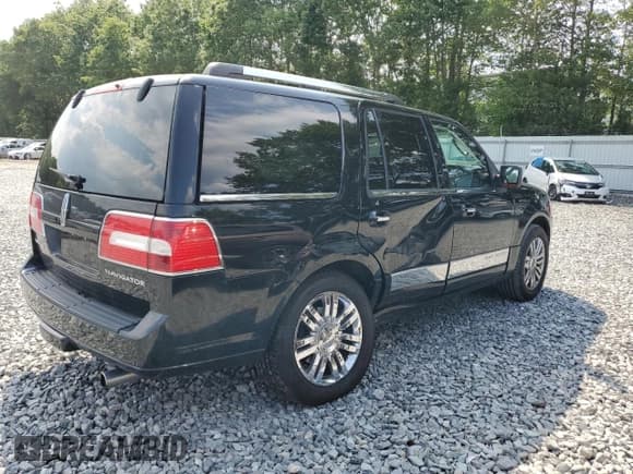 ✅ 2008 Lincoln Navigator • VIN: 5LMFU28568LJ08880 • Lot: 60415505. Listed on Copart with 146,634 mi. Free auction sales archive from the USA and detailed vehicle history report at DreamBid. Image 3.