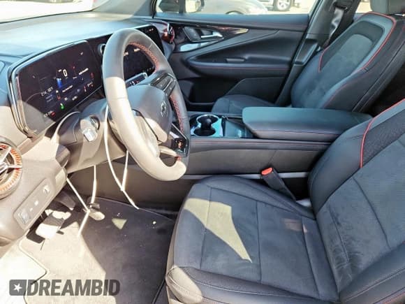 ✅ 2025 Chevrolet Blazer EV RWD RS • VIN: 3GNKDHRK1SS167602 • Лот: 90473955. Опубликован ранее на Copart с пробегом 14 719 миль. Бесплатный доступ к архиву аукционных продаж из США и подробный отчёт об истории автомобиля на DreamBid. Изображение 7.