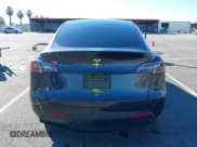 ✅ 2024 Tesla Model Y • VIN: 7SAYGDED7RF097801 • Lot: 43345626. Wystawiony na IAAI z przebiegiem 12 959 mil. Bezpłatny archiwum sprzedaży aukcyjnych z USA i szczegółowy raport historii pojazdu na DreamBid. Zdjęcie 16.