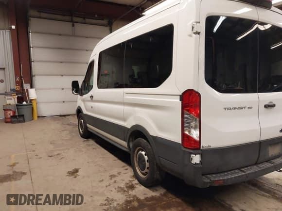 ✅ 2019 Ford Transit Passenger XL • VIN: 1FMZK1CM8KKA27343 • Lot: 41607428. Listed on IAAI with 110,797 mi. Free auction sales archive from the USA and detailed vehicle history report at DreamBid. Image 3.