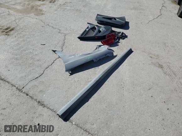 ✅ 2019 Audi RS 3 • VIN: WUABWGFF1KA902152 • Лот: 88913315. Опубликован ранее на Copart с пробегом 46 435 миль. Бесплатный доступ к архиву аукционных продаж из США и подробный отчёт об истории автомобиля на DreamBid. Изображение 12.