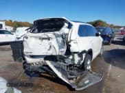 ✅ 2017 Toyota Highlander Limited Platinum • VIN: 5TDYZRFH5HS218017 • Lot: 43569903. Listed on IAAI with 221,162 mi. Free auction sales archive from the USA and detailed vehicle history report at DreamBid. Image 6.