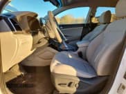 ✅ 2020 Hyundai Tucson Sport • VIN: KM8J3CAL2LU219024 • Lot: 90932025. Wystawiony na Copart z przebiegiem 57 098 mil. Bezpłatny archiwum sprzedaży aukcyjnych z USA i szczegółowy raport historii pojazdu na DreamBid. Zdjęcie 7.