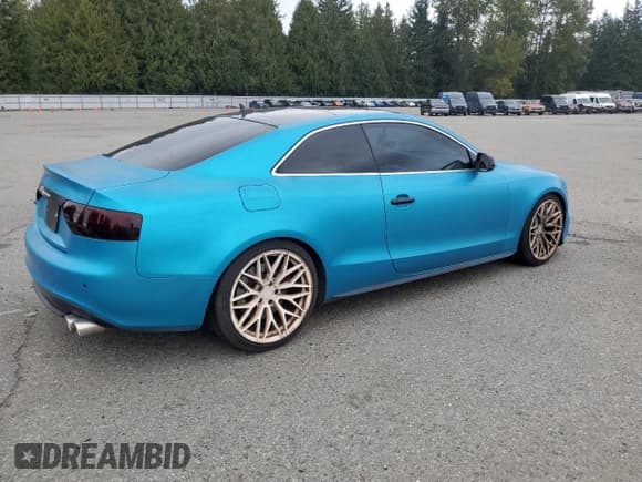 ✅ 2010 Audi S5 Prestige • VIN: WAUVVAFR5AA066426 • Лот: 84460055. Опубликован ранее на Copart с пробегом 100 164 миль. Бесплатный доступ к архиву аукционных продаж из США и подробный отчёт об истории автомобиля на DreamBid. Изображение 3.