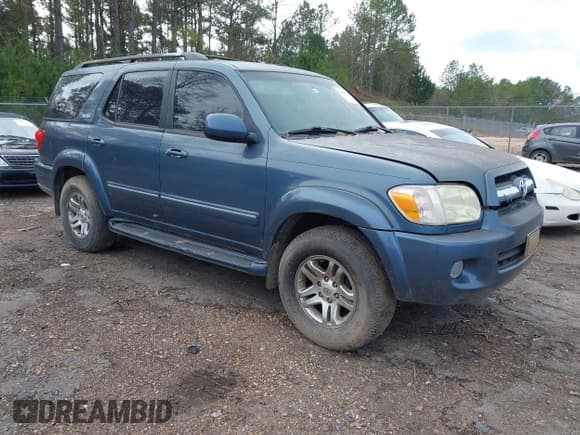 ✅ 2006 Toyota Sequoia SR5 • VIN: 5TDZT34A56S266333 • Lot: 43840774. Listed on IAAI with 244,580 mi. Free auction sales archive from the USA and detailed vehicle history report at DreamBid. Image 1.