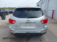 ✅ 2020 Nissan Pathfinder SV • VIN: 5N1DR2BM2LC616946 • Лот: 43483808. Опубликован ранее на IAAI с пробегом 90 288 миль. Бесплатный доступ к архиву аукционных продаж из США и подробный отчёт об истории автомобиля на DreamBid. Изображение 16.