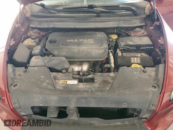 ✅ 2014 Jeep Cherokee Sport • VIN: 1C4PJLAB8EW270496 • Lot: 91346135. Wystawiony na Copart z przebiegiem 114 031 mil. Bezpłatny archiwum sprzedaży aukcyjnych z USA i szczegółowy raport historii pojazdu na DreamBid. Zdjęcie 12.