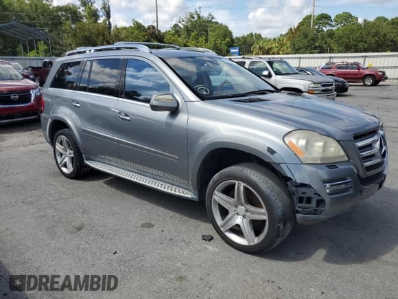 ✅ 2010 Mercedes-Benz GL 550 • VIN: 4JGBF8GE0AA564424 • Лот: 68832725. Опубликован ранее на Copart с пробегом 189 483 миль. Бесплатный доступ к архиву аукционных продаж из США и подробный отчёт об истории автомобиля на DreamBid. Изображение 4.