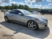 ✅ 2010 Hyundai Genesis Coupe • VIN: KMHHT6KD9AU028740 • Lot: 62997005. Wystawiony na Copart z przebiegiem 210 161 mil. Bezpłatny archiwum sprzedaży aukcyjnych z USA i szczegółowy raport historii pojazdu na DreamBid. Zdjęcie 4.