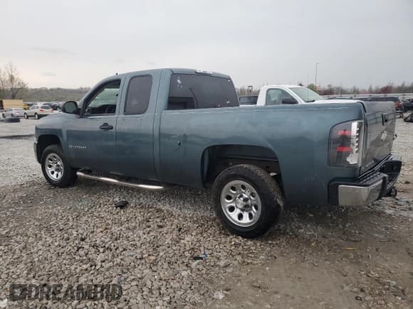 ✅ 2009 Chevrolet Silverado 1500 Work Truck • VIN: 1GCEC19X19Z123303 • Lot: 51607005. Wystawiony na Copart z przebiegiem 96 771 mil. Bezpłatny archiwum sprzedaży aukcyjnych z USA i szczegółowy raport historii pojazdu na DreamBid. Zdjęcie 2.