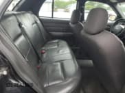 ✅ 2010 Ford Police Interceptor • VIN: 2FABP7BV5AX125560 • Lot: 63524824. Wystawiony na Copart z przebiegiem 313 878 mil. Bezpłatny archiwum sprzedaży aukcyjnych z USA i szczegółowy raport historii pojazdu na DreamBid. Zdjęcie 10.