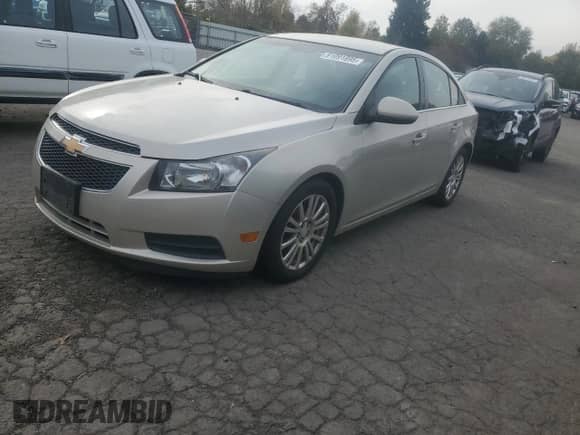 2014 Chevrolet Cruze ECO z VIN 1G1PH5SB3E7195358, wystawiony jako Copart lot #91091895 z przebiegiem 129 358 mil mil oraz Czysty tytuł • Clean title. Historia ofert i sprzedaży dostępna na DreamBid. Obrazek 1.