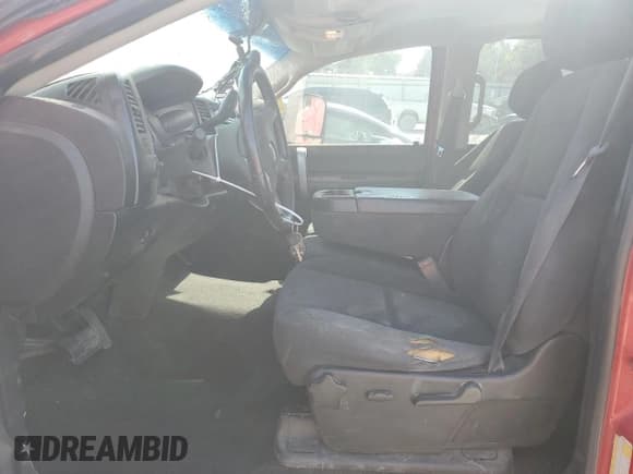 ✅ 2007 Chevrolet Silverado 2500HD 1LT • VIN: 1GCHK23617F522118 • Lot: 76400054. Wystawiony na Copart z przebiegiem 316 827 mil. Bezpłatny archiwum sprzedaży aukcyjnych z USA i szczegółowy raport historii pojazdu na DreamBid. Zdjęcie 7.