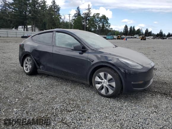 ✅ 2024 Tesla Model Y Long Range • VIN: 7SAYGDEE7RF985344 • Лот: 56403855. Опубликован ранее на Copart с пробегом 27 596 миль. Бесплатный доступ к архиву аукционных продаж из США и подробный отчёт об истории автомобиля на DreamBid. Изображение 4.