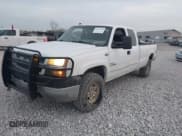 ✅ 2004 Chevrolet Silverado 2500HD LT • VIN: 1GCHK29164E116896 • Lot: 43722138. Wystawiony na IAAI z przebiegiem Nie podano. Bezpłatny archiwum sprzedaży aukcyjnych z USA i szczegółowy raport historii pojazdu na DreamBid. Zdjęcie 17.