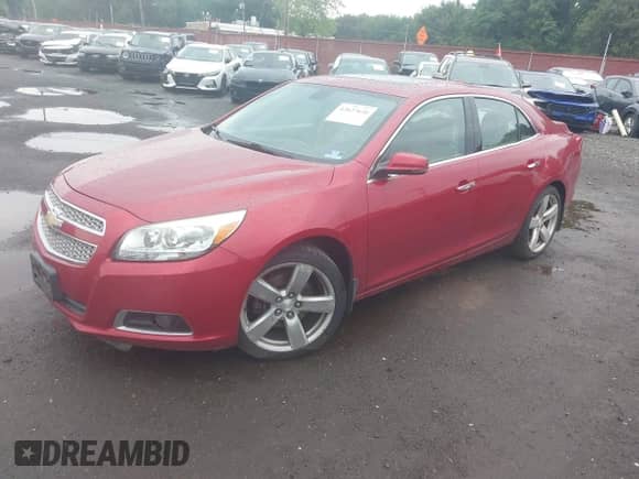 2013 Chevrolet Malibu LTZ with VIN 1G11J5SX1DF191318, listed as a IAAI auction lot 42627626 with 98,287 mi miles and . Bid and sale history available at DreamBid. Image 18.