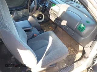 ✅ 1999 Dodge Dakota SLT • VIN: 1B7GL22X5XS102324 • Lot: 41425824. Wystawiony na IAAI z przebiegiem 239 068 mil. Bezpłatny archiwum sprzedaży aukcyjnych z USA i szczegółowy raport historii pojazdu na DreamBid. Zdjęcie 5.