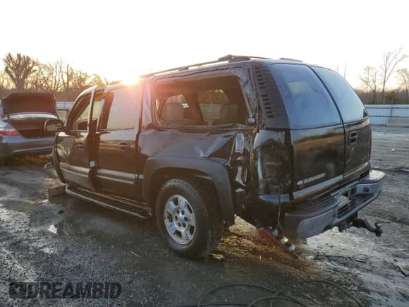 ✅ 2003 Chevrolet Suburban Z71 • VIN: 3GNFK16Z93G119835 • Lot: 44208115. Wystawiony na Copart z przebiegiem Nie podano. Bezpłatny archiwum sprzedaży aukcyjnych z USA i szczegółowy raport historii pojazdu na DreamBid. Zdjęcie 2.