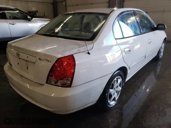 ✅ 2006 Hyundai Elantra GLS • VIN: KMHDN46D76U272840 • Lot: 43129615. Wystawiony na Copart z przebiegiem 113 462 mil. Bezpłatny archiwum sprzedaży aukcyjnych z USA i szczegółowy raport historii pojazdu na DreamBid. Zdjęcie 3.