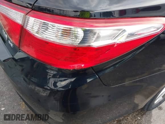 2016 Toyota Camry LE z VIN 4T1BD1FK7GU196612, wystawiony jako IAAI lot #42851645 z przebiegiem 78 055 mil mil oraz . Historia ofert i sprzedaży dostępna na DreamBid. Obrazek 6.