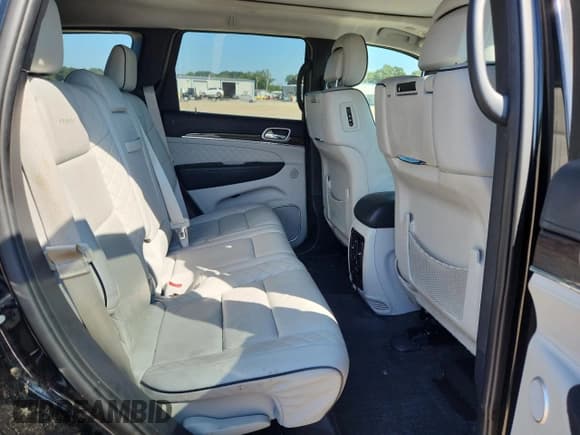 ✅ 2018 Jeep Grand Cherokee Summit • VIN: 1C4RJFJG4JC506708 • Lot: 82303345. Listed on Copart with 104,788 mi. Free auction sales archive from the USA and detailed vehicle history report at DreamBid. Image 10.