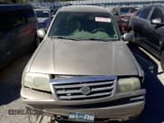 ✅ 2003 Suzuki XL7 Touring • VIN: JS3TX92V334106849 • Лот: 87515725. Опубликован ранее на Copart с пробегом 197 064 миль. Бесплатный доступ к архиву аукционных продаж из США и подробный отчёт об истории автомобиля на DreamBid. Изображение 5.