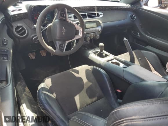 ✅ 2015 Chevrolet Camaro Z/28 • VIN: 2G1FZ1EE1F9700286 • Лот: 72082094. Опубликован ранее на Copart с пробегом 38 285 миль. Бесплатный доступ к архиву аукционных продаж из США и подробный отчёт об истории автомобиля на DreamBid. Изображение 8.