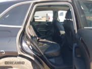 ✅ 2015 Audi Q5 Premium • VIN: WA1CFAFP2FA144815 • Lot: 43332461. Wystawiony na IAAI z przebiegiem 109 667 mil. Bezpłatny archiwum sprzedaży aukcyjnych z USA i szczegółowy raport historii pojazdu na DreamBid. Zdjęcie 8.