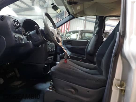 2003 Dodge Caravan Sport с VIN 1D4GP44R23B315419, выставлен на аукционе Copart как лот 77626174 с пробегом 122 199 миль миль и Списание • Salvage title. История ставок и продаж доступна на DreamBid. Изображение 7.