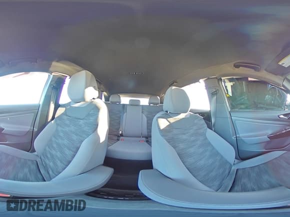 ✅ 2022 Volkswagen ID.4 Pro • VIN: WVGJNPE2XNP068745 • Lot: 42188945. Listed on Copart with 16,040 mi. Free auction sales archive from the USA and detailed vehicle history report at DreamBid. Image 13.