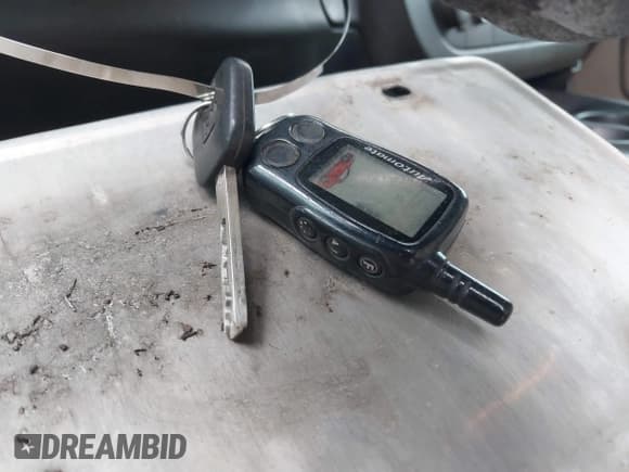 ✅ 2016 Chevrolet Express Cargo • VIN: 1GCWGAFG1G1311277 • Lot: 41526395. Listed on IAAI with 216,954 mi. Free auction sales archive from the USA and detailed vehicle history report at DreamBid. Image 11.