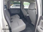 ✅ 2010 Dodge Dakota Bighorn/Lonestar • VIN: 1D7CW3GK4AS140049 • Lot: 42231805. Wystawiony na IAAI z przebiegiem 149 489 mil. Bezpłatny archiwum sprzedaży aukcyjnych z USA i szczegółowy raport historii pojazdu na DreamBid. Zdjęcie 8.