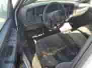 2005 GMC Sierra 1500 Work Truck с VIN 1GTEC14V85Z174832, выставлен на аукционе Copart как лот 76484214 с пробегом 305 317 миль миль и Списание • Salvage title. История ставок и продаж доступна на DreamBid. Изображение 8.