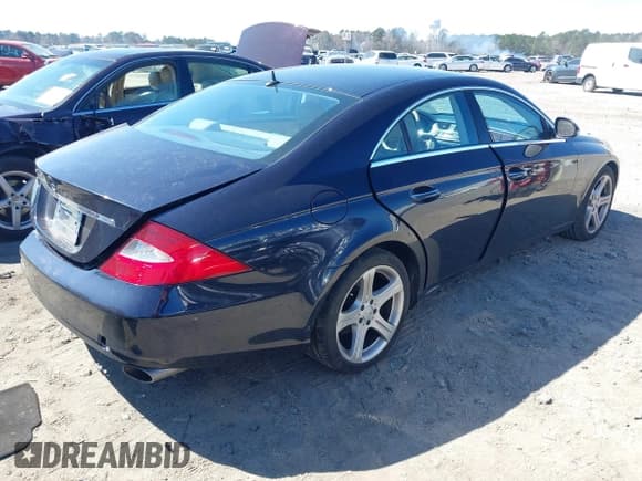 ✅ 2006 Mercedes-Benz CLS 500 • VIN: WDDDJ75X46A016692 • Lot: 41768351. Listed on IAAI with 86,847 mi. Free auction sales archive from the USA and detailed vehicle history report at DreamBid. Image 4.