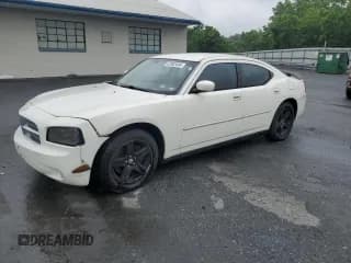 ✅ 2010 Dodge Charger Police • VIN: 2B3CA4CT3AH245137 • Lot: 62882405. Wystawiony na Copart z przebiegiem 132 870 mil. Bezpłatny archiwum sprzedaży aukcyjnych z USA i szczegółowy raport historii pojazdu na DreamBid. Zdjęcie 1.