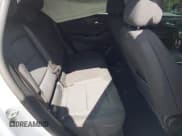 ✅ 2025 Chevrolet Equinox FWD LT • VIN: 3GNAXHEGXSL135651 • Lot: 42765359. Wystawiony na IAAI z przebiegiem 2 697 mil. Bezpłatny archiwum sprzedaży aukcyjnych z USA i szczegółowy raport historii pojazdu na DreamBid. Zdjęcie 8.