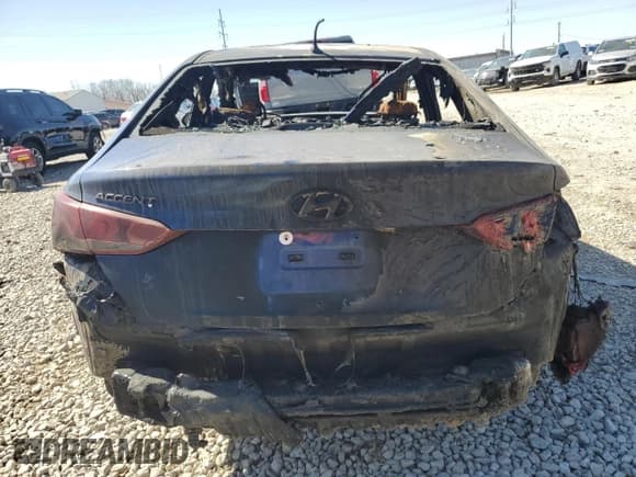 ✅ 2019 Hyundai Accent SE • VIN: 3KPC24A31KE068874 • Лот: 48785205. Опубликован ранее на Copart с пробегом Не указан. Бесплатный доступ к архиву аукционных продаж из США и подробный отчёт об истории автомобиля на DreamBid. Изображение 6.