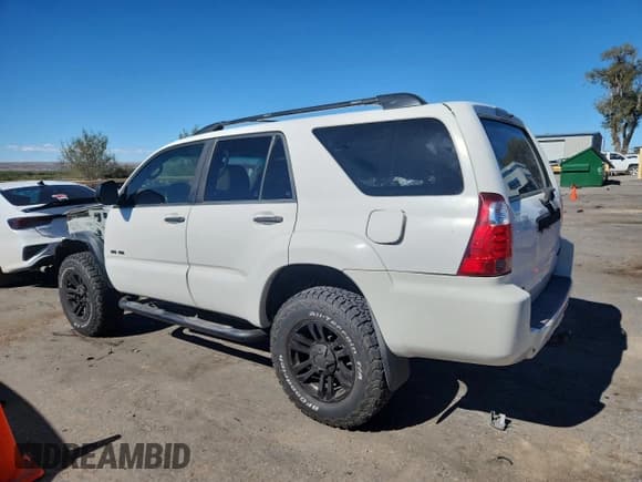 ✅ 2008 Toyota 4Runner SR5 • VIN: JTEBU14R58K011664 • Лот: 86193965. Опубликован ранее на Copart с пробегом 178 429 миль. Бесплатный доступ к архиву аукционных продаж из США и подробный отчёт об истории автомобиля на DreamBid. Изображение 2.