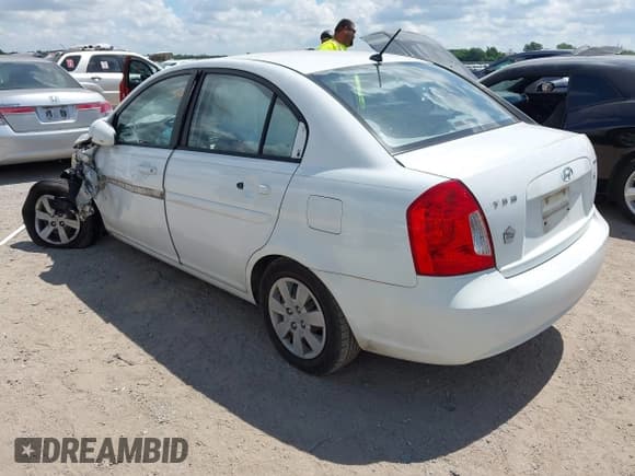 ✅ 2008 Hyundai Accent GLS • VIN: KMHCN46C18U216401 • Лот: 42593779. Опубликован ранее на IAAI с пробегом 179 932 миль. Бесплатный доступ к архиву аукционных продаж из США и подробный отчёт об истории автомобиля на DreamBid. Изображение 3.