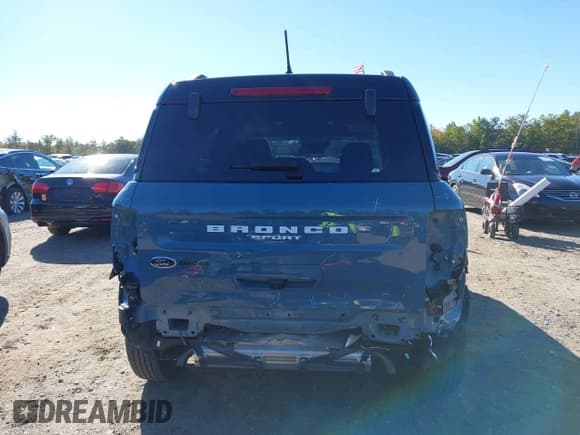 ✅ 2023 Ford Bronco Sport Outer Banks • VIN: 3FMCR9C69PRE26041 • Lot: 43218296. Wystawiony na IAAI z przebiegiem 22 839 mil. Bezpłatny archiwum sprzedaży aukcyjnych z USA i szczegółowy raport historii pojazdu na DreamBid. Zdjęcie 17.