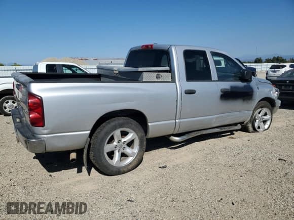 ✅ 2008 Dodge 1500 ST • VIN: 1D7HU18N58S543895 • Лот: 73065844. Опубликован ранее на Copart с пробегом 153 128 миль. Бесплатный доступ к архиву аукционных продаж из США и подробный отчёт об истории автомобиля на DreamBid. Изображение 3.