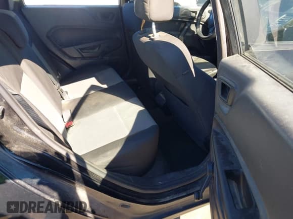 ✅ 2016 Ford Fiesta S • VIN: 3FADP4AJ6GM173174 • Лот: 43583400. Опубликован ранее на IAAI с пробегом 163 381 миль. Бесплатный доступ к архиву аукционных продаж из США и подробный отчёт об истории автомобиля на DreamBid. Изображение 8.