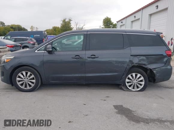 ✅ 2015 Kia Sedona EX • VIN: KNDMC5C10F6035010 • Lot: 43570646. Wystawiony na IAAI z przebiegiem 123 476 mil. Bezpłatny archiwum sprzedaży aukcyjnych z USA i szczegółowy raport historii pojazdu na DreamBid. Zdjęcie 15.