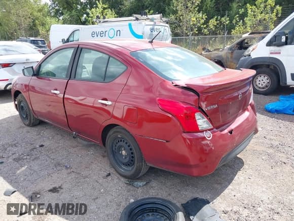 ✅ 2019 Nissan Versa SV • VIN: 3N1CN7AP8KL858361 • Лот: 43288305. Опубликован ранее на IAAI с пробегом 176 624 миль. Бесплатный доступ к архиву аукционных продаж из США и подробный отчёт об истории автомобиля на DreamBid. Изображение 3.