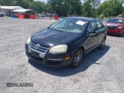 ✅ 2006 Volkswagen Jetta 2.5L • VIN: 3VWDF71K66M669630 • Lot: 42471920. Listed on IAAI with 138,717 mi. Free auction sales archive from the USA and detailed vehicle history report at DreamBid. Image 2.