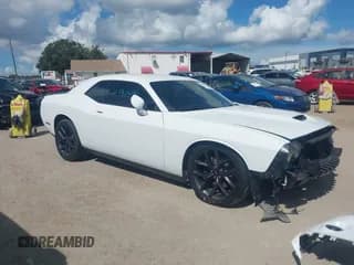 ✅ 2019 Dodge Challenger GT • VIN: 2C3CDZJGXKH715808 • Lot: 43305070. Wystawiony na IAAI z przebiegiem 44 217 mil. Bezpłatny archiwum sprzedaży aukcyjnych z USA i szczegółowy raport historii pojazdu na DreamBid. Zdjęcie 1.