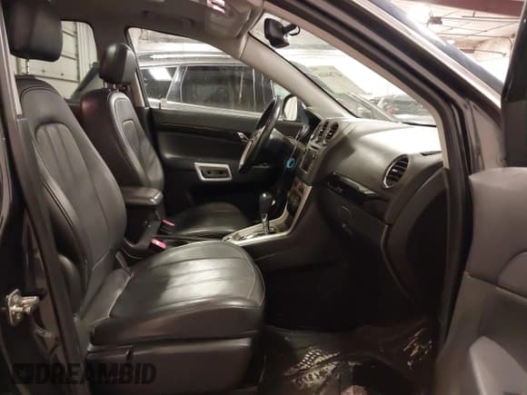 ✅ 2014 Chevrolet Captiva Sport LTZ • VIN: 3GNAL4EK8ES592607 • Lot: 41764416. Wystawiony na IAAI z przebiegiem 133 779 mil. Bezpłatny archiwum sprzedaży aukcyjnych z USA i szczegółowy raport historii pojazdu na DreamBid. Zdjęcie 5.