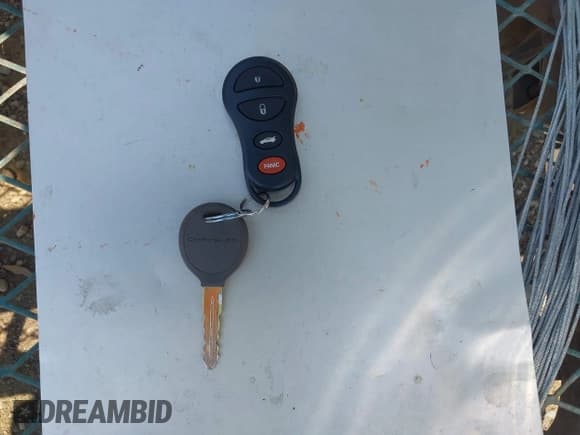 ✅ 2002 Chrysler 300M M • VIN: 2C3HE66G22H164574 • Лот: 43015738. Опубликован ранее на IAAI с пробегом 163 003 миль. Бесплатный доступ к архиву аукционных продаж из США и подробный отчёт об истории автомобиля на DreamBid. Изображение 11.