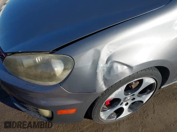 ✅ 2010 Volkswagen Golf GTI • VIN: WVWFD7AJ4AW247177 • Lot: 43875221. Wystawiony na IAAI z przebiegiem 202 913 mil. Bezpłatny archiwum sprzedaży aukcyjnych z USA i szczegółowy raport historii pojazdu na DreamBid. Zdjęcie 6.